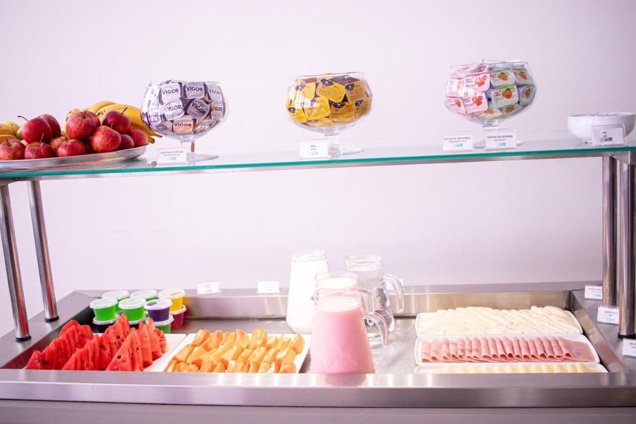 Hotel H2 Congonhas Congonhas  Exterior foto A buffet with cold cuts